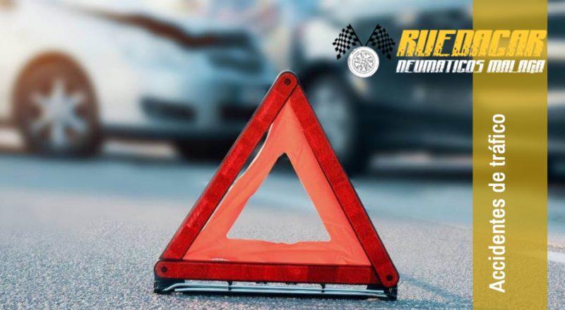 Sigue nuestra guía detallada y formal para manejar adecuadamente un accidente de tráfico, asegurando tu seguridad y protegiendo tus derechos legales.